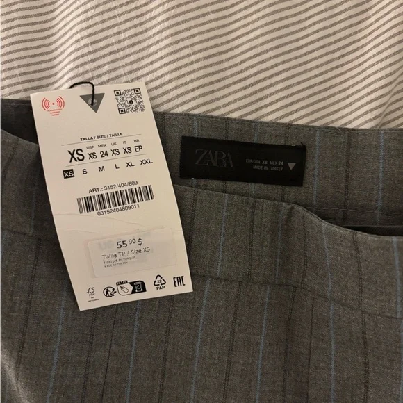 Zara Gray and Blue Striped Skirt - Picture 3 of 3